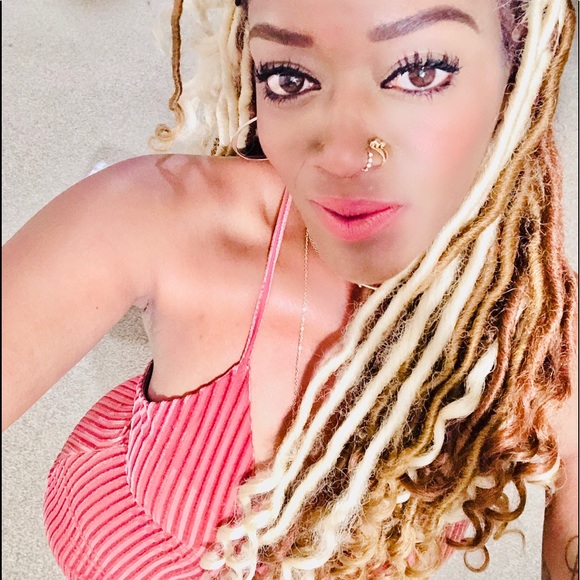 Nice to meet you! I’m Mikaila - Picture 5 of 14